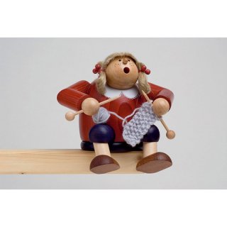 KWO Smoker edges stools knitter