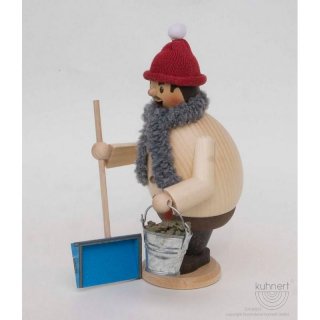 Kuhnert Räuchermann Max als Schneefeger