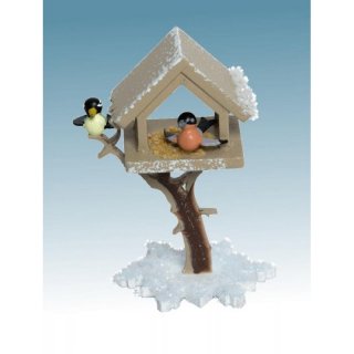 Kuhnert snowflake bird house