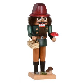 KWO nutcracker hunter